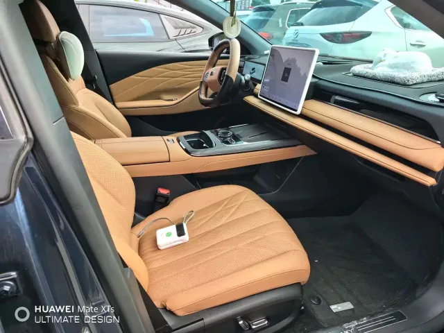 Geely Galaxy Xingyao 8 — Фото автомобиля 8