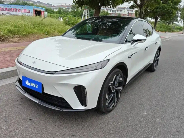 Фотография автомобиля — Roewe Feifan R7