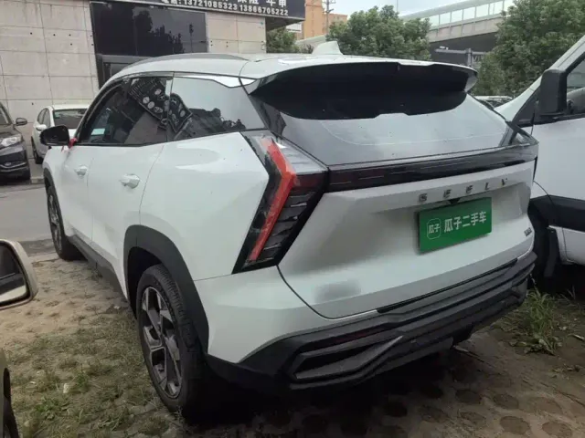 Geely Boyue L — Фото автомобиля 4