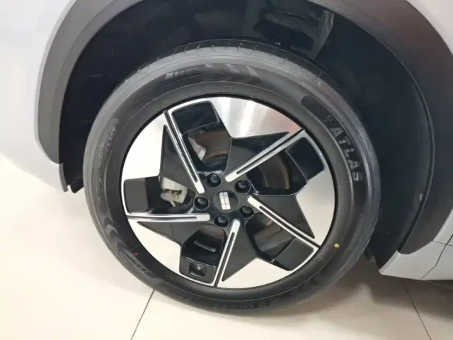 Geely Galaxy E5 — Фото автомобиля 22