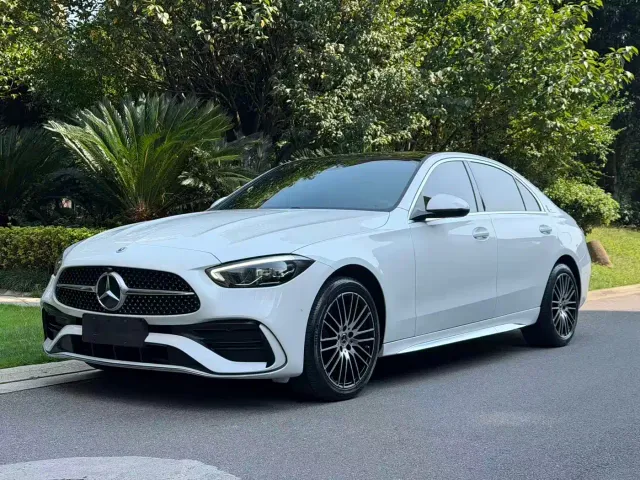 Mercedes-Benz C-Class — Фото автомобиля 2