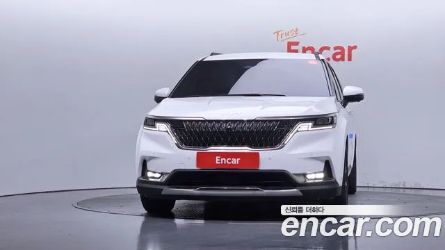 Kia Canival Carnival 4 поколение Дизель 7 мест Signature — Фото автомобиля 3