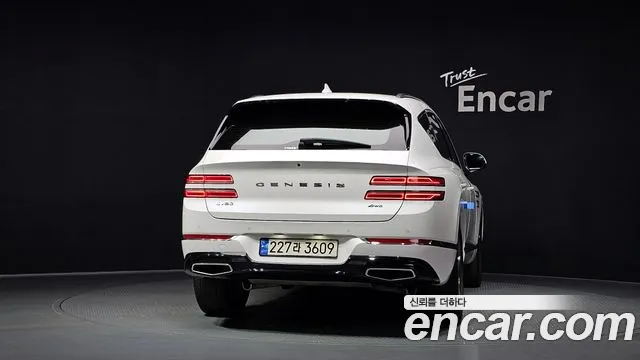 Genesis GV80 2.5T Бензин AWD — Фото автомобиля 4
