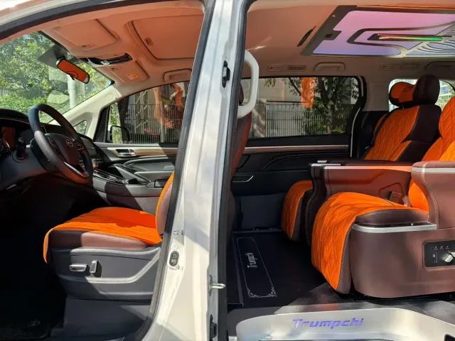 GAC Trumpchi M8 — Фото автомобиля 4