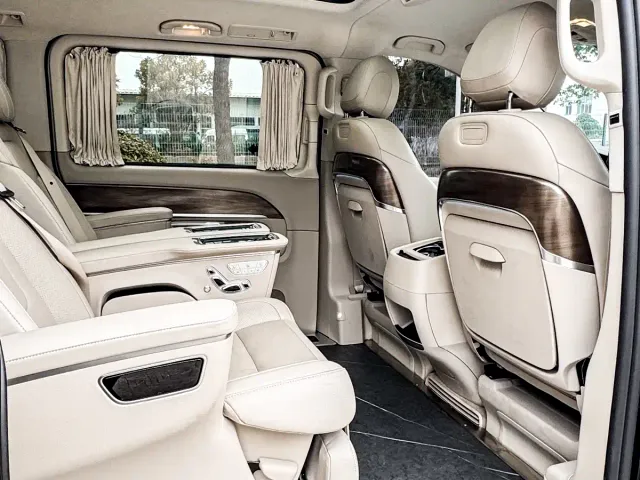 Mercedes-Benz V-Class — Фото автомобиля 15