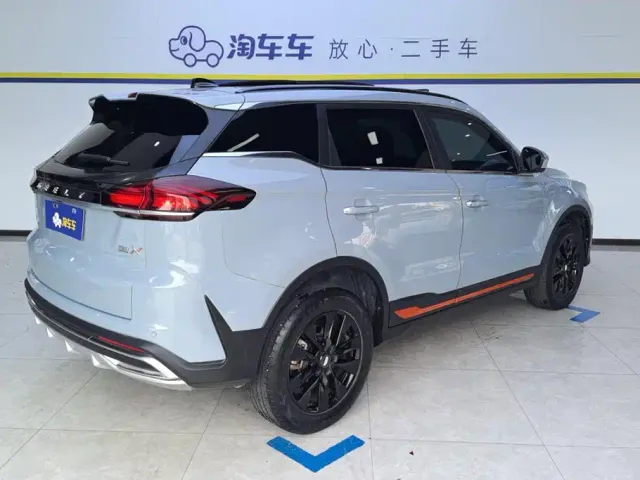 Geely Boyue — Фото автомобиля 3
