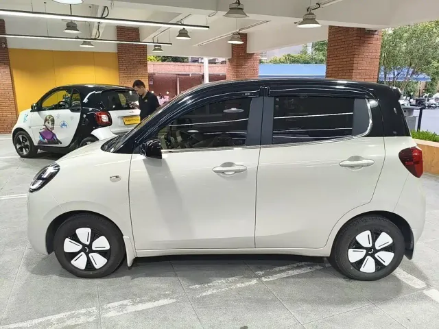 Wuling Hongguang Mini EV — Фото автомобиля 2