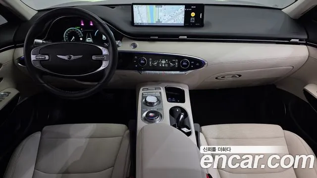 Genesis GV70 — Фото автомобиля 10