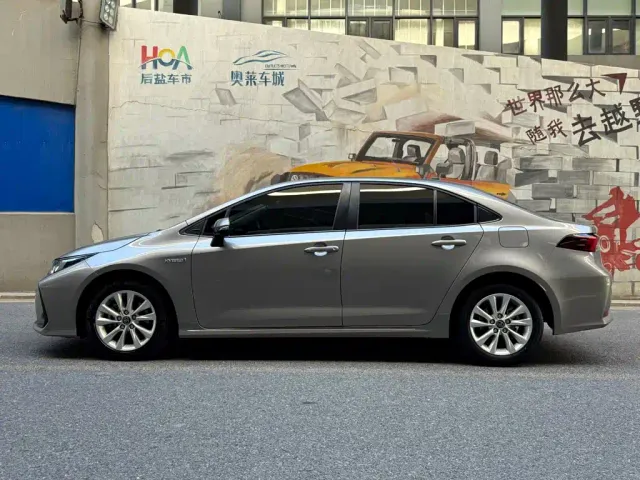 Toyota Corolla — Фото автомобиля 3
