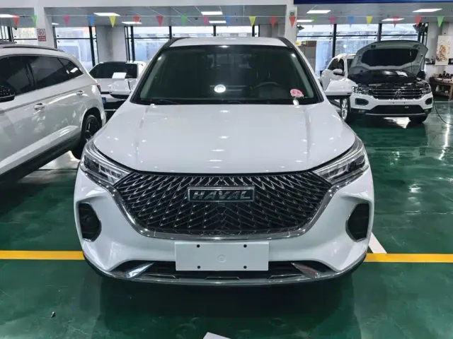 Haval M6 — Фото автомобиля 2