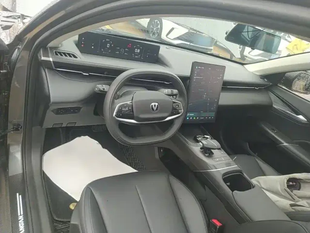 Changan Lamore — Фото автомобиля 9