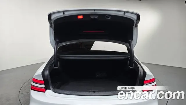 Genesis G80 RG3 — Фото автомобиля 25