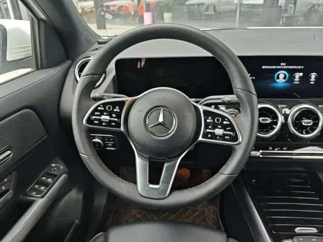 Mercedes-Benz GLA-Class — Фото автомобиля 10
