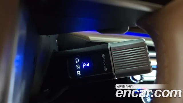 Hyundai Santa Fe MX5 — Фото автомобиля 12