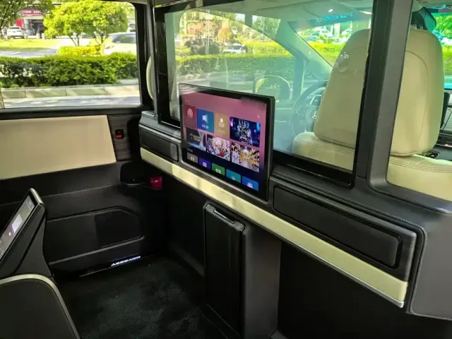 Honda Odyssey 2022 2.0L e:HEV Sharp·Luxury 4-Seater Edition — Фото автомобиля 2