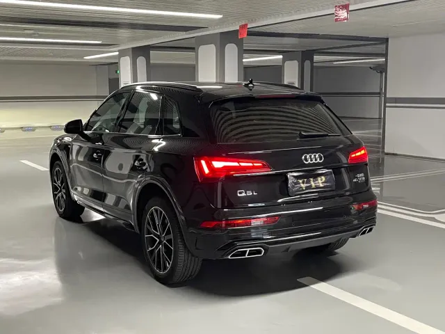 Audi Q5L — Фото автомобиля 27