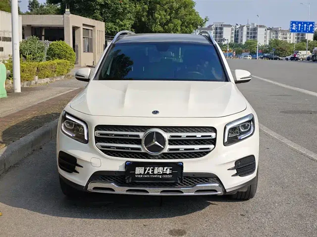 Mercedes-Benz GLB-Class — Фото автомобиля 2