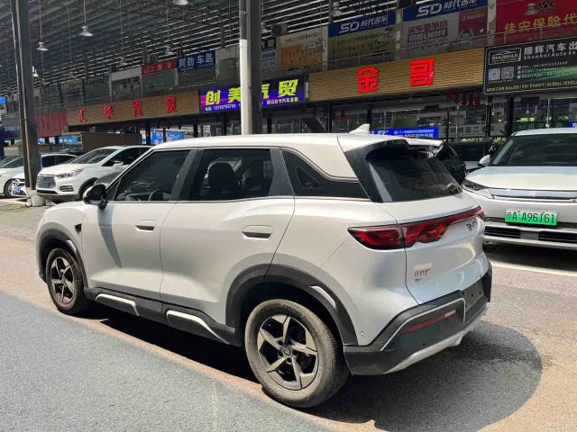 BYD Yuan UP — Фото автомобиля 7