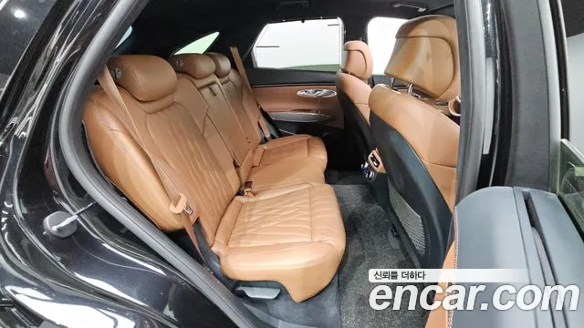 Genesis GV70 2.5T Бензин AWD — Фото автомобиля 10