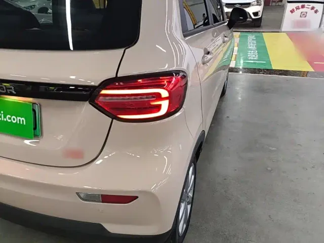 Leapmotor T03 — Фото автомобиля 7