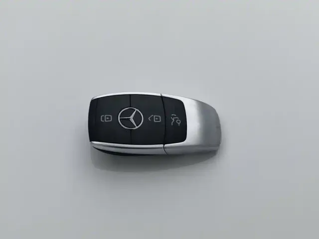 Mercedes-Benz Mercedes-Benz A-Class 2025 A 200 L Fashion Edition — Фото автомобиля 19