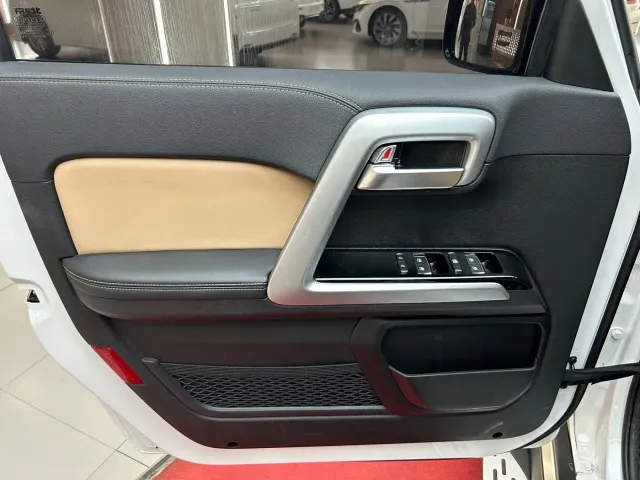 BAIC BJ40 — Фото автомобиля 10