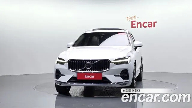 Volvo XC60 Generation 2 — Фото автомобиля 3