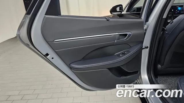 Hyundai Sonata Inspiration — Фото автомобиля 22