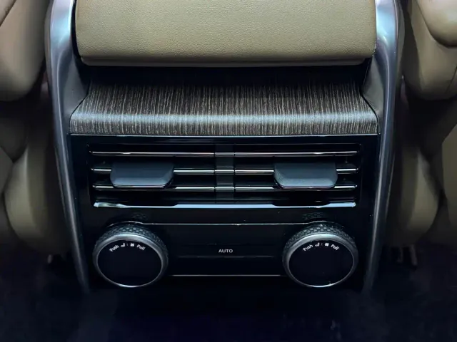 Land Rover Range Rover — Фото автомобиля 16