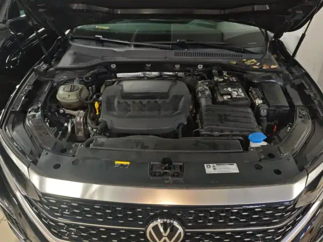 Volkswagen Passat — Фото автомобиля 10