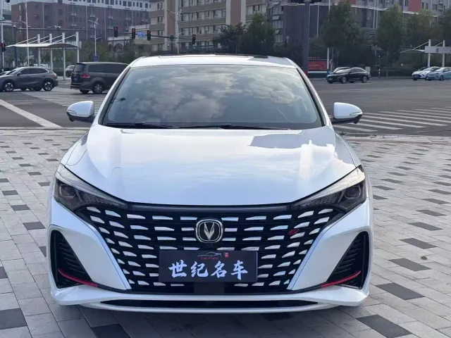 Changan Eado — Фото автомобиля 2