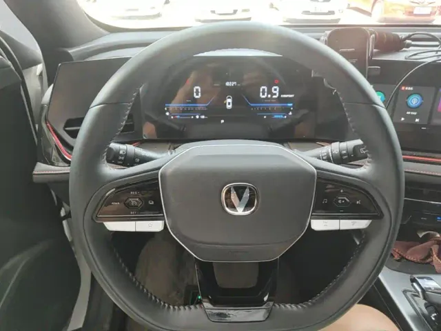 Changan Changan X5 PLUS 2024 1.5T DCT Enjoyment Model — Фото автомобиля 10