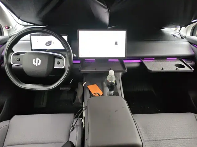 Leapmotor C10 — Фото автомобиля 12