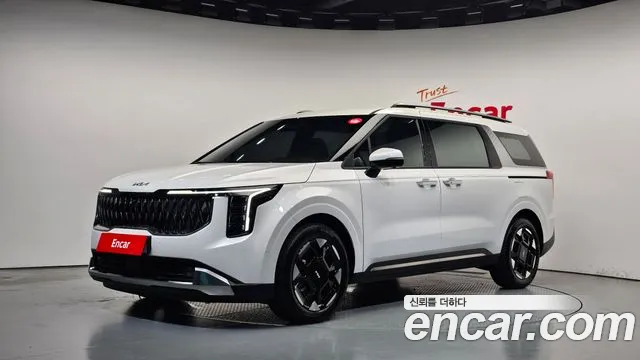 Фотография автомобиля — Kia Carnival Generation 4