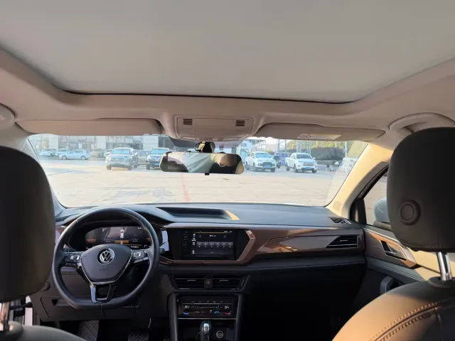 Volkswagen Tharu — Фото автомобиля 9