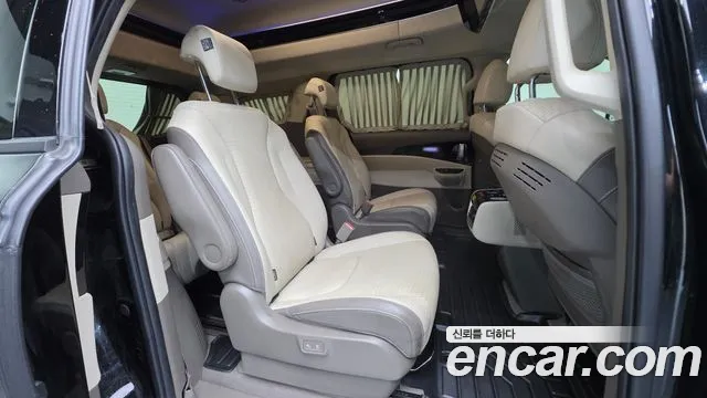 Kia Canival Carnival 4 поколение Дизель 9 мест Hi-Limousine — Фото автомобиля 26