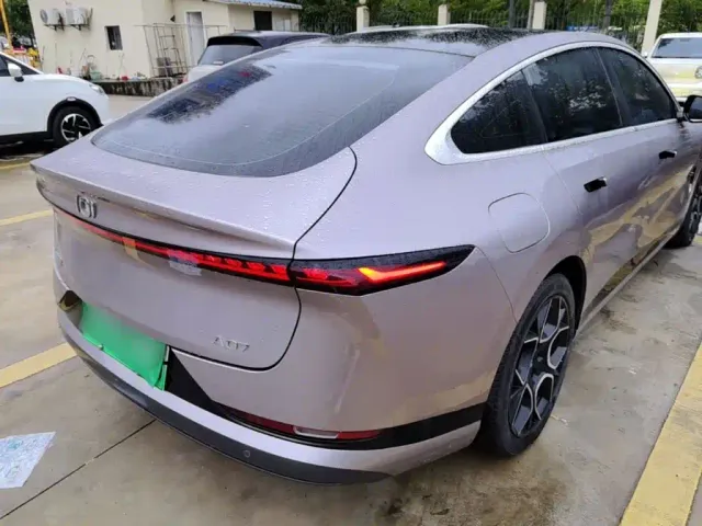 Changan Qiyuan A07 — Фото автомобиля 6