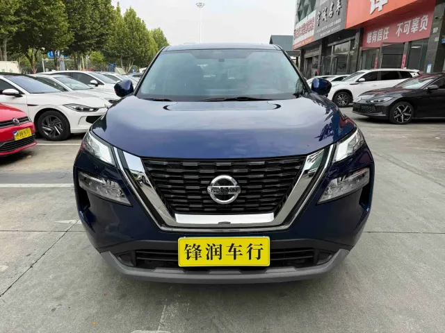 Nissan X-Trail — Фото автомобиля 2