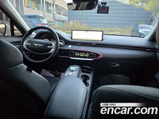 Genesis GV70 — Фото автомобиля 5