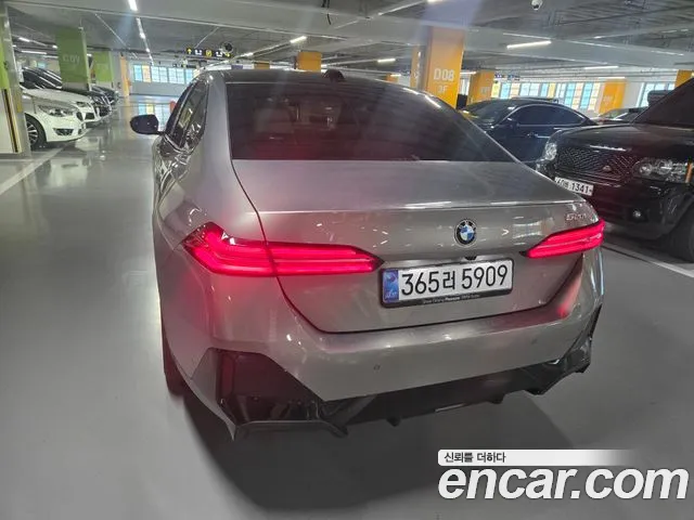 BMW 5 Series G60 — Фото автомобиля 2