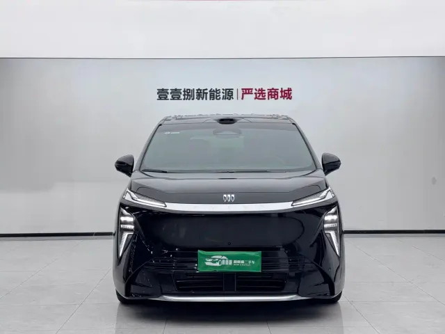 Buick Zhijing Shijia — Фото автомобиля 2