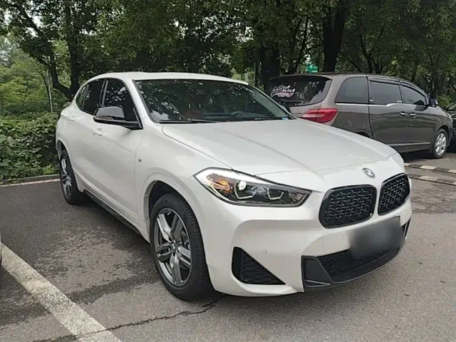 BMW X2 — Фото автомобиля 3