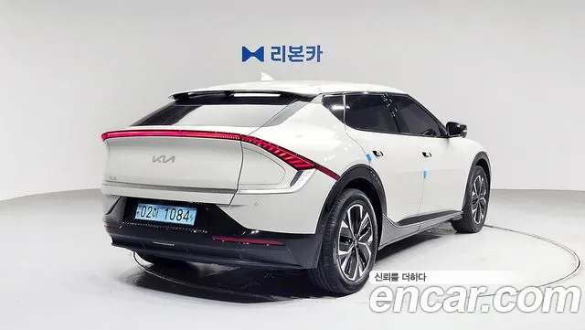Kia EV6 — Фото автомобиля 4