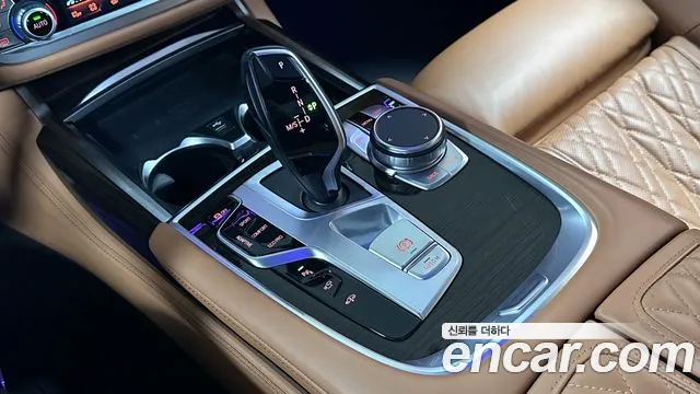 BMW 7 Series G11 — Фото автомобиля 9