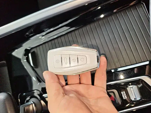 Geely Xingrui — Фото автомобиля 16