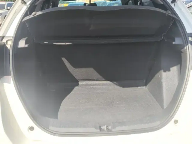 Honda Fit — Фото автомобиля 4