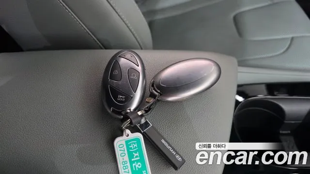 Hyundai Avante CN7 — Фото автомобиля 21
