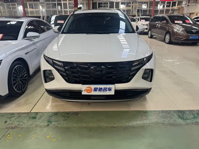 Hyundai Tucson — Фото автомобиля 2