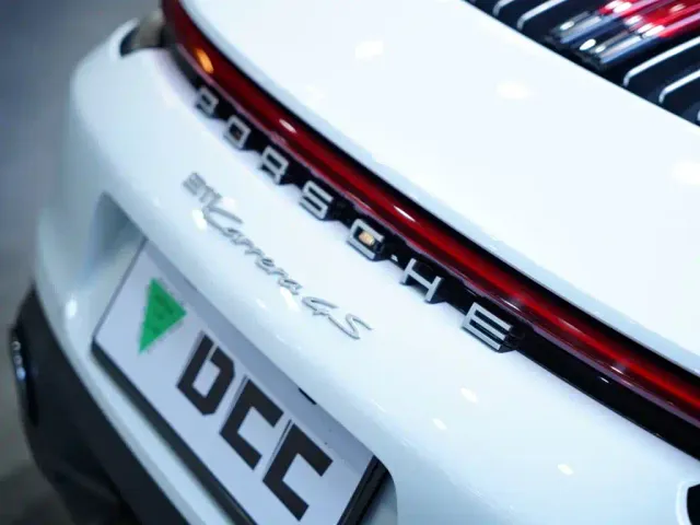 Porsche 911 — Фото автомобиля 14