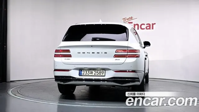 Genesis GV80 — Фото автомобиля 4